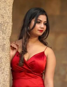 call girl service in Paraswada